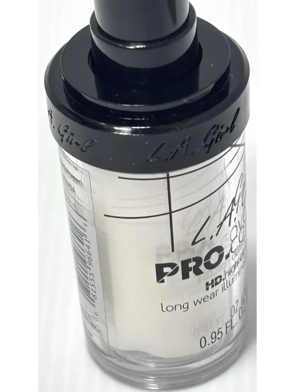 LA Girl PRO Coverage HD Illuminating Liquid Foundation GLM641 White Lot of 2